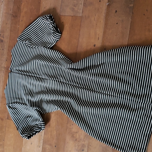 Ann Taylor Striped Puff Sleeve Dress - Picture 3 of 3